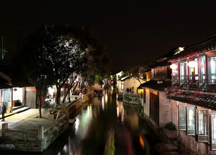 江苏周庄夜景摄影