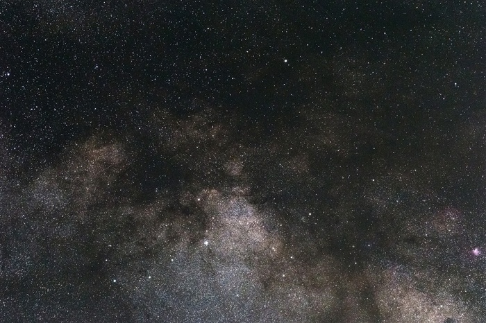延时拍摄的星空图