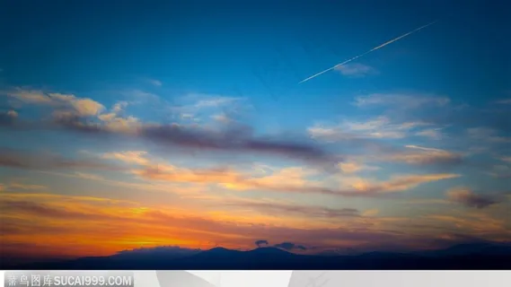 美丽天空-夕阳下漂亮的山脉 美丽天空-夕阳下漂亮的山脉