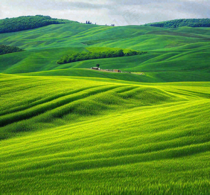 春天连绵山脉绿色草地郊游，清新惊蛰春分摄影图
