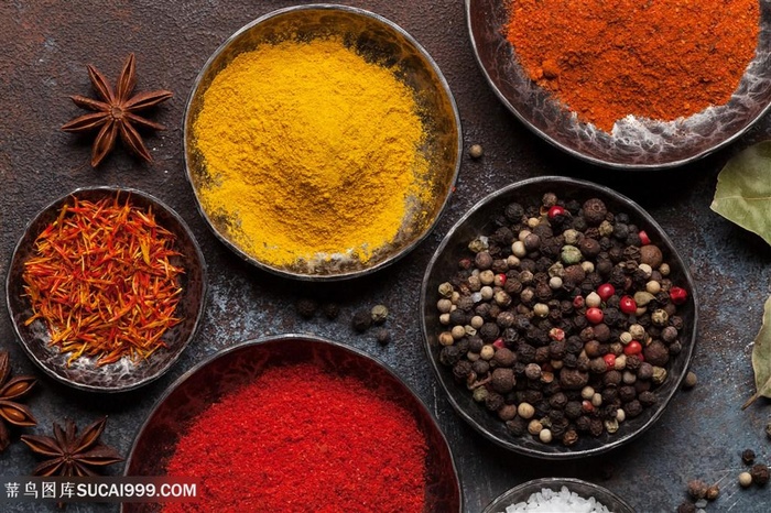 咖喱粉辣椒粉等香辛料摄影高清图片