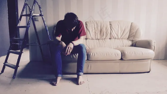 一个人孤独的图片 一个人孤独的图片