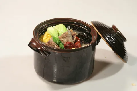 煲仔养生骨36元