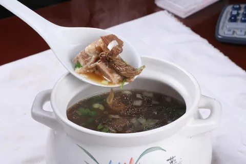 姬菇牛肉煲   38元