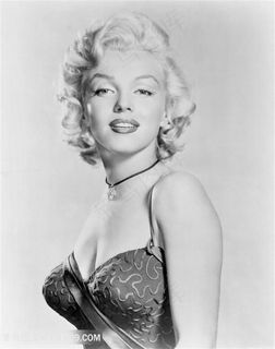 黑白短发玛丽莲梦露