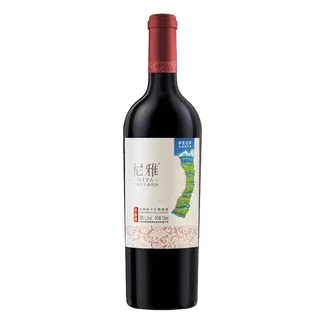 尼雅 (2)超市商品红酒白底图免抠实物摄影png格式图片透明底 尼雅 (2)超市商品红酒白底图免抠实物摄影png格式图片透明底