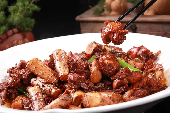 铁棍山药炒仔鸡