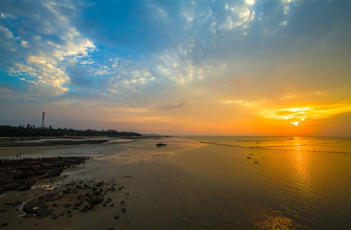 广西防城港簕山古渔村晚霞风景大图
