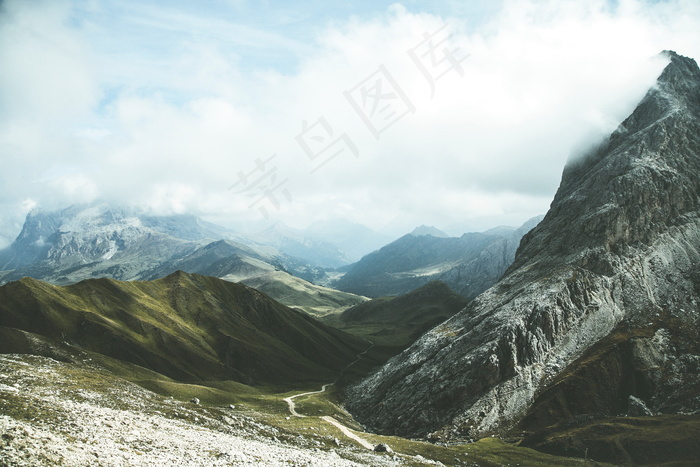 高清群山风景图片