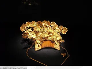 传统工艺-黄金头冠