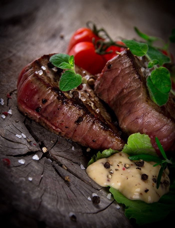 美味的牛排高清图片