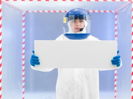 戴防毒面具的人物高清图片