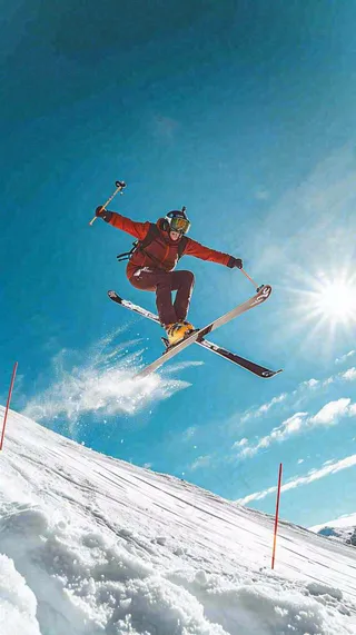 冬季冰雪极限滑雪旅行比赛，体育运动摄影图