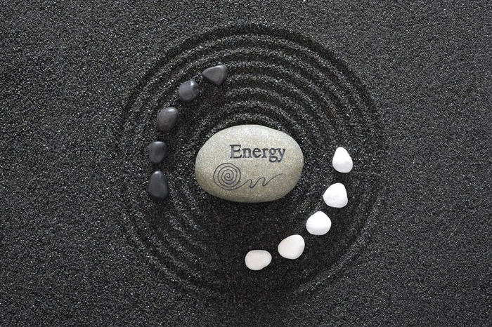 沙滩上的鹅暖石图片