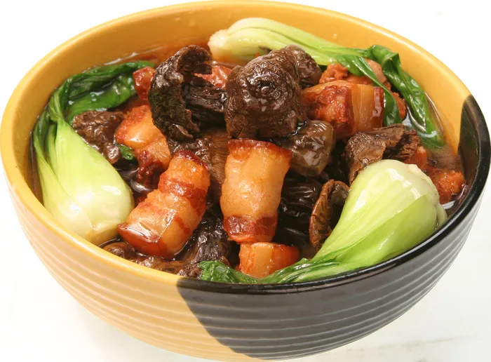 松茸菌烧肉36元