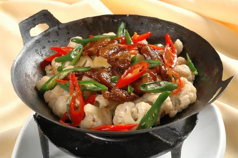 干锅美食焖锅湘菜麻辣香辣纸锅干锅菜花烧肉