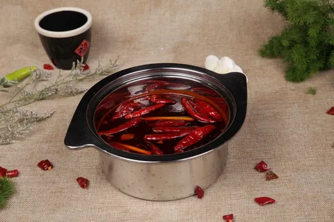 汤底麻辣火锅底料红色重庆菜川菜