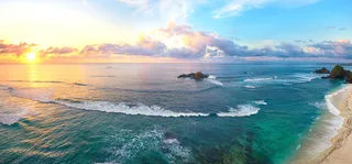 自然蓝色大海背景