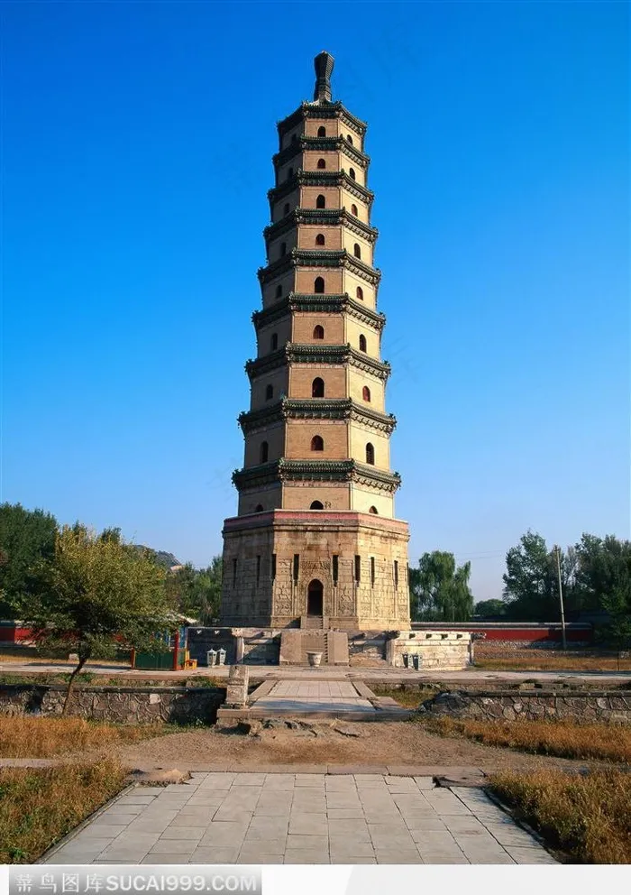 宝塔建筑-高大的玲珑塔
