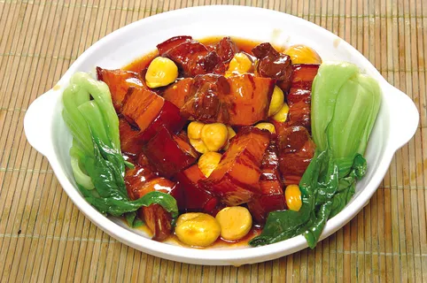 板栗烧肉 板栗烧肉