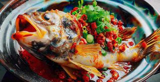 麻辣剁椒鱼头中国美食辣椒