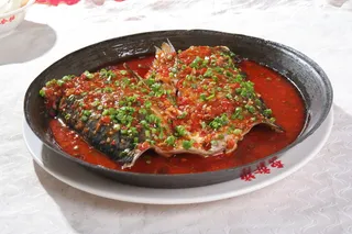 06 铁锅鱼头 -布衣坊