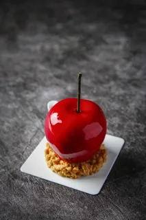 蛋糕店小蛋糕慕斯美食甜品图片