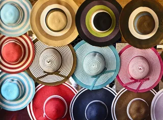 五彩缤纷的帽子图片