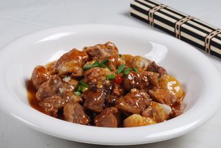 CXC06777芋儿烧土鸡32元.3