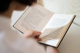 读书 学习 翻书