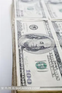 排放整齐的钱币