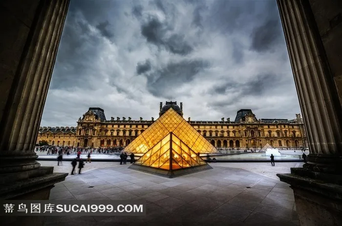 法国玻璃金字塔高清摄影图