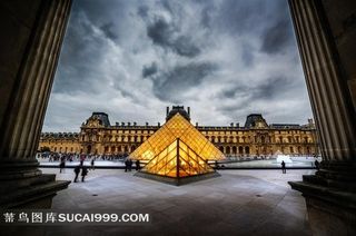 法国玻璃金字塔高清摄影图