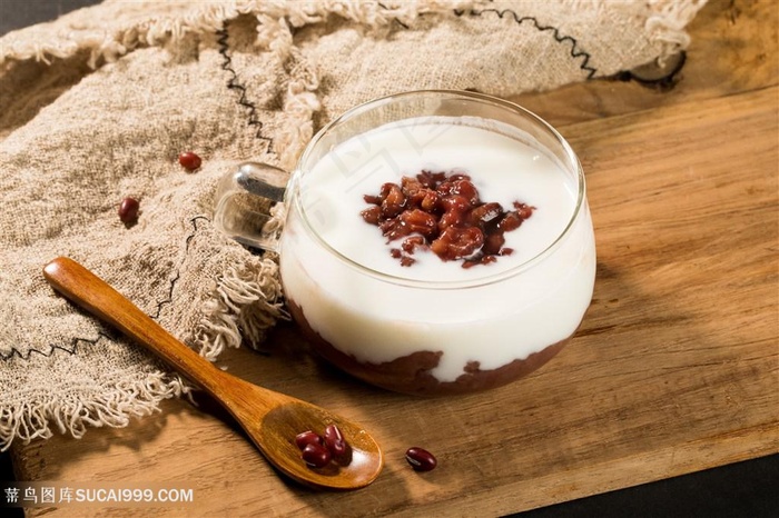 红豆双皮奶图片