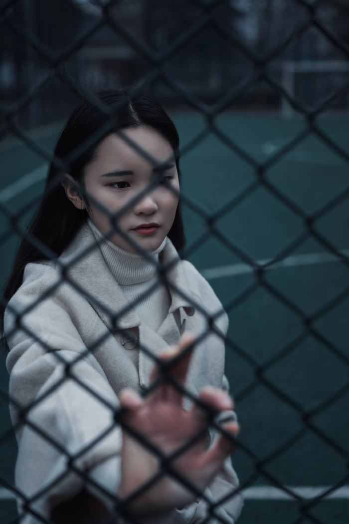 亚洲气质伤感美女图片
