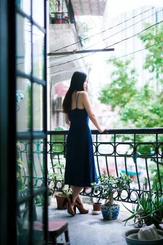 小鸟依人亚洲美女图片