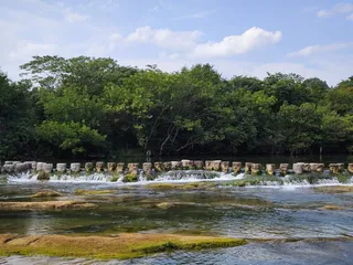 绿水蓝天风景照片