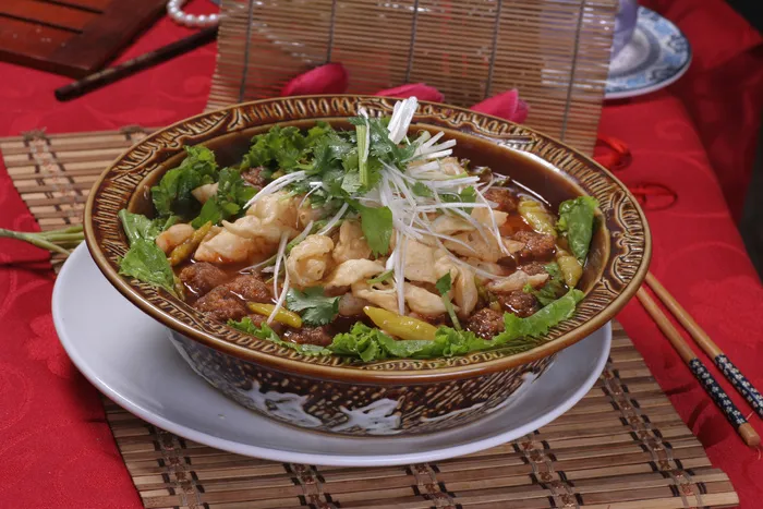 酸汤骨渣丸子 28元例 酸汤骨渣丸子 28元例