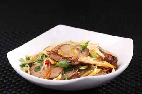 L02493葱拌牛盘肠 (1)