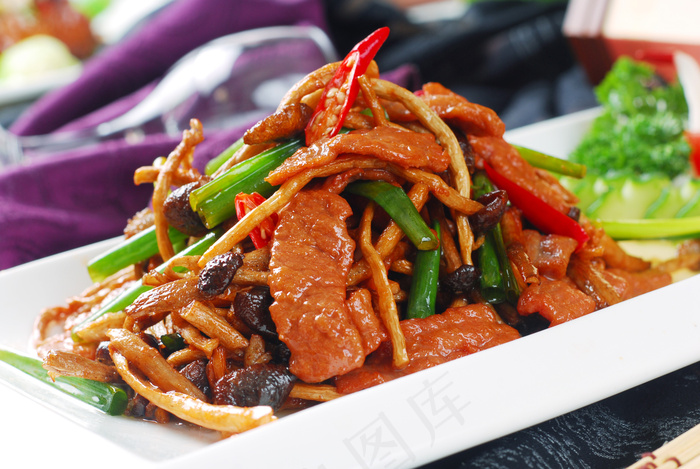 DJCC-3383美味---茶菇牛柳