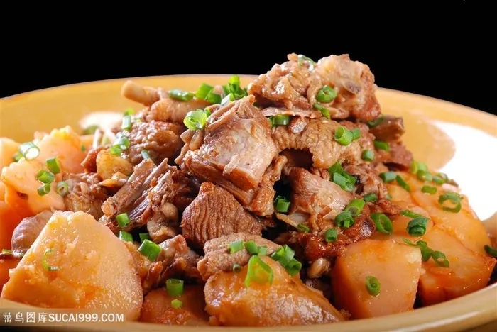 奇味土豆鸭中华美食摄影图