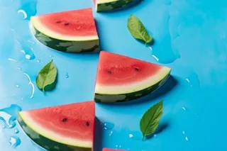西瓜清新淡蓝色薄荷背景