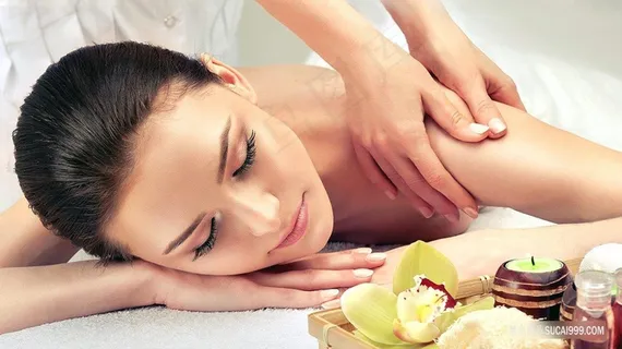 美女按摩SPA图片