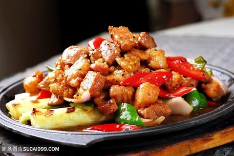 热板烧肥牛粒中华美食摄影图