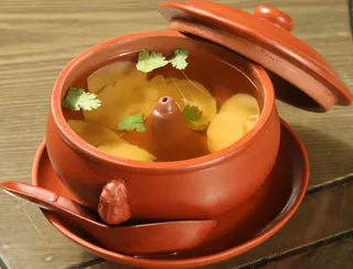 汽锅乌鱼蛋汤 (1)