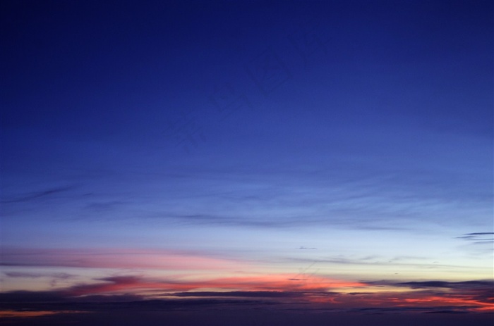 彩色的天空图片