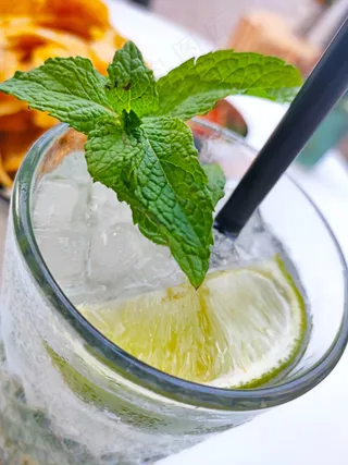 清新夏日夏季饮品摄影照片