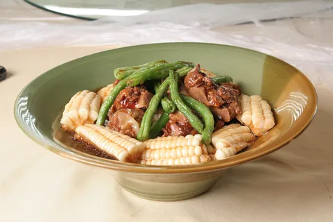 老玉米炖排骨38元