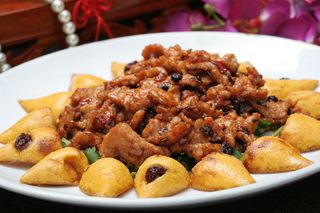 老干妈炒羊肉  26元 (11)