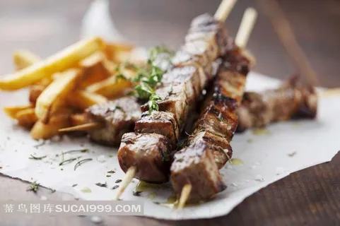 烤熟的肉串图片中华美食